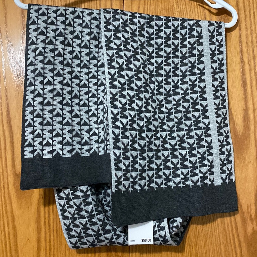 Michael Kors scarf